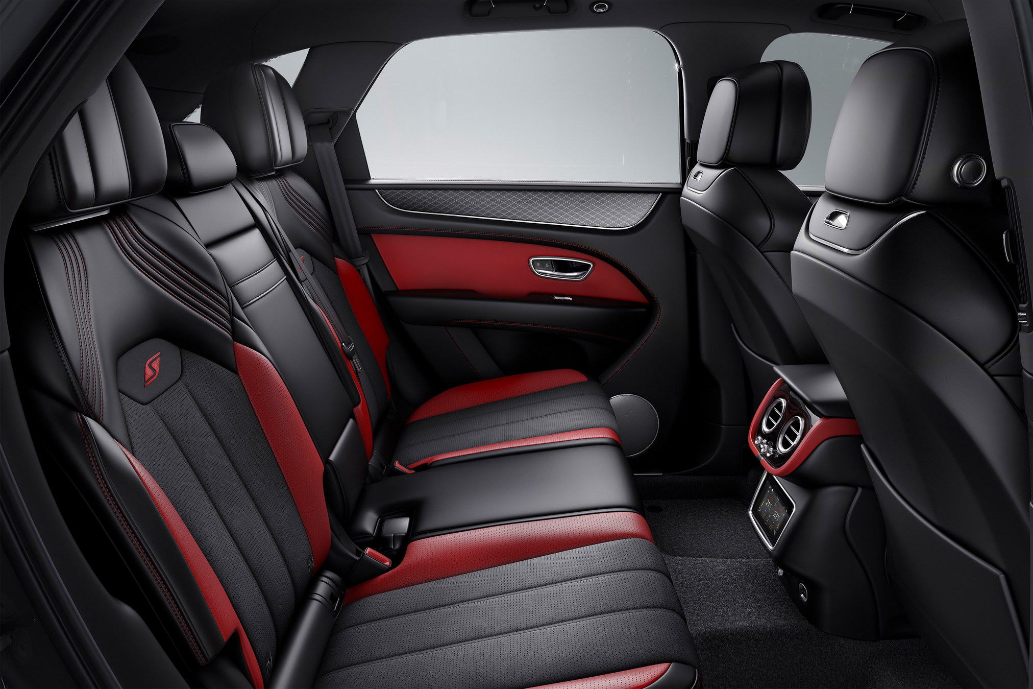 24MY Bentayga Range - 13 - Bentayga S_resize