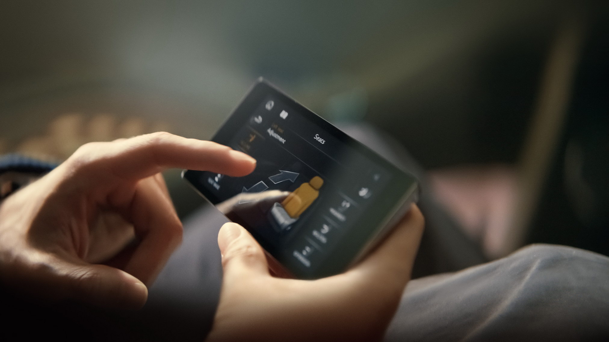 24MY Bentayga Range - 17 - Postural Adjust, Auto Climate_resize