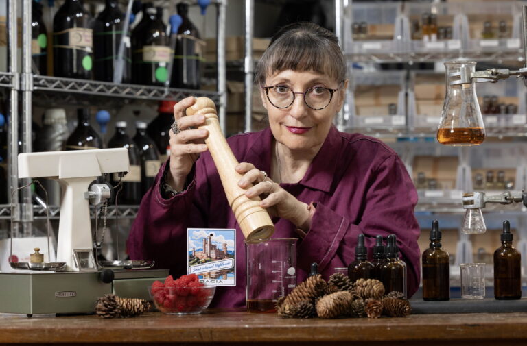 4826-DaciareinventstheNewCarSmellwithBritishRoadTripInspiredAirFresheners_resize