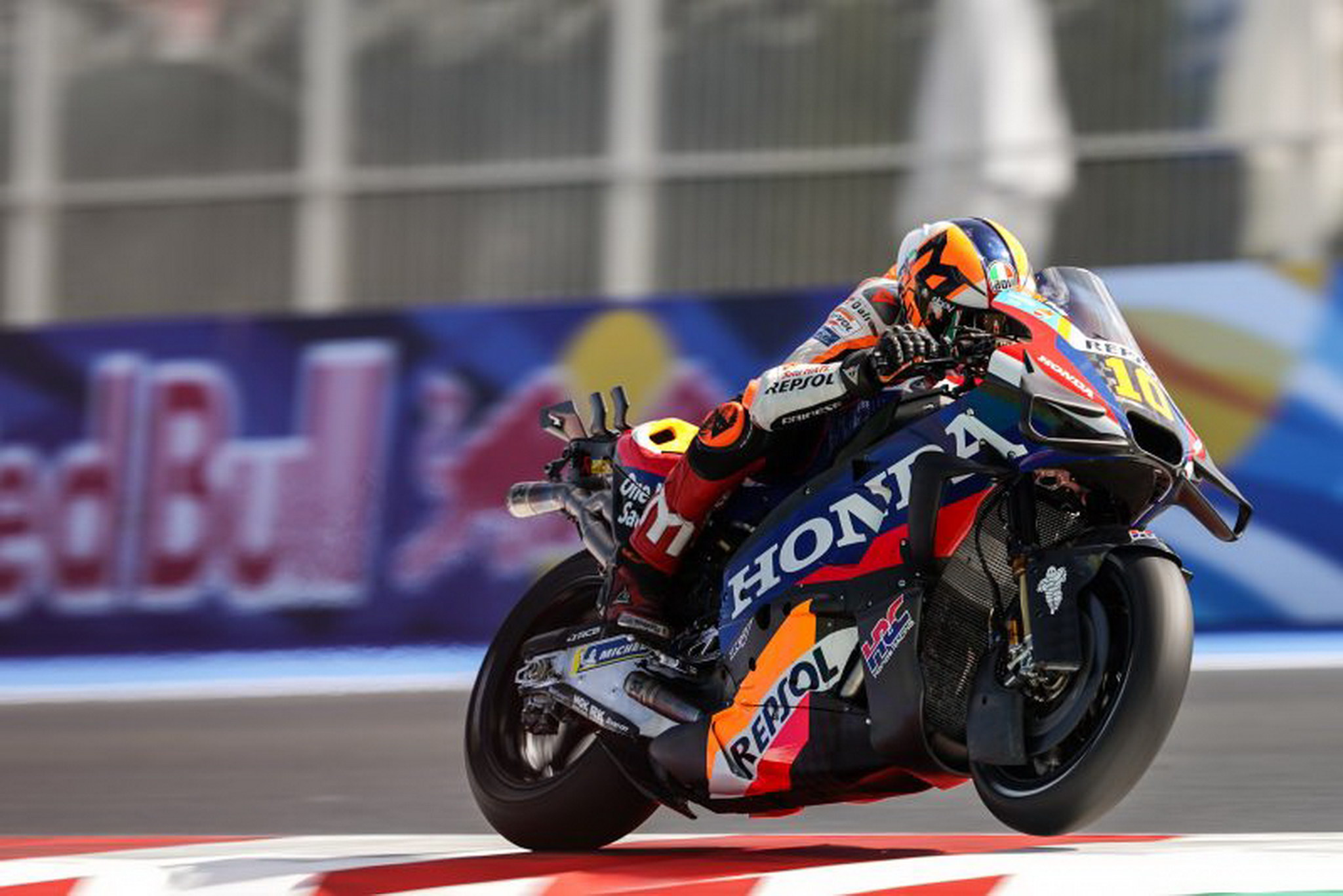 66db195a2fcb80.11830399