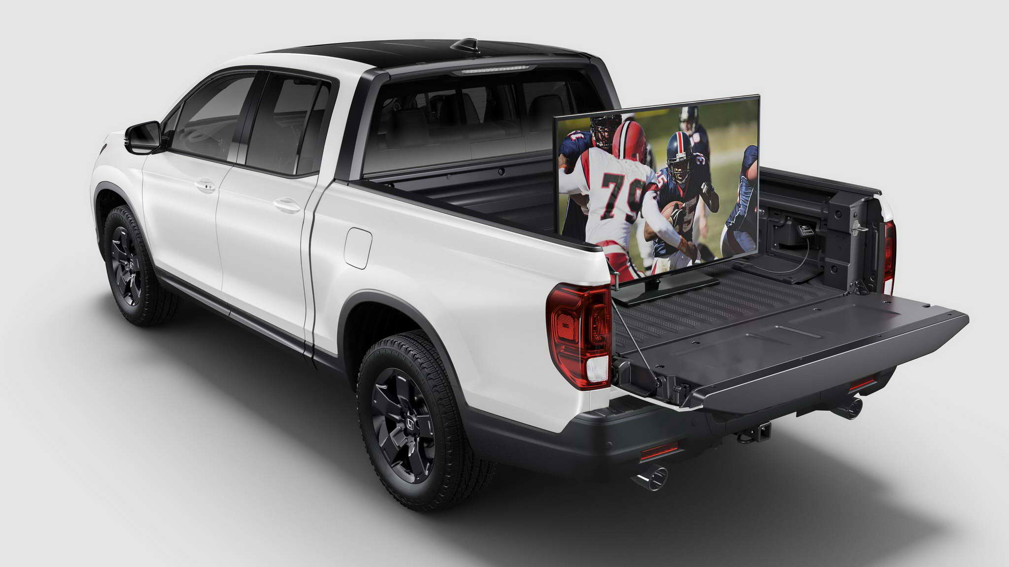 09_2026_RIdgeline_Black_Edition_with_Black_Roof_Option