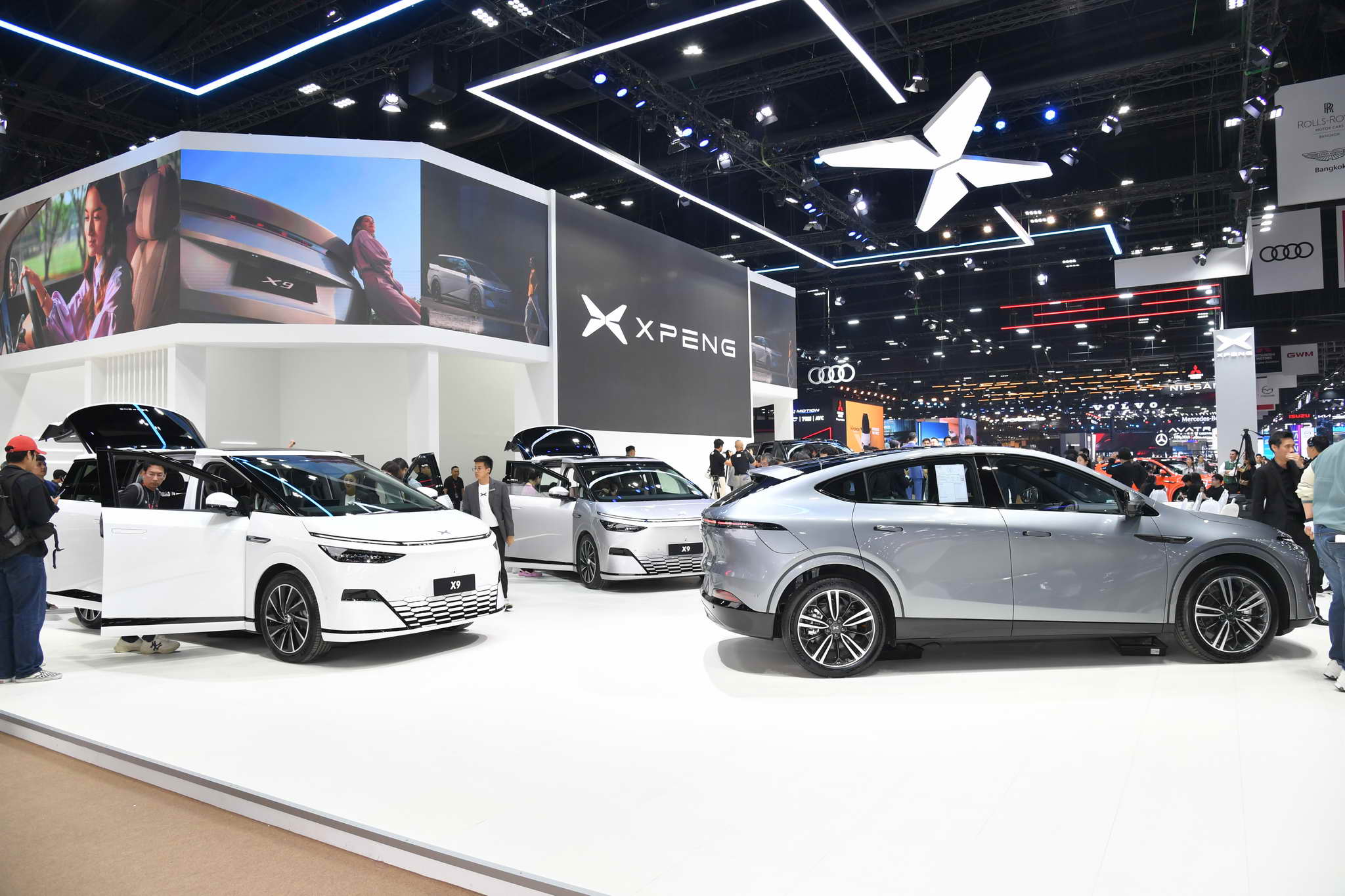 68_03_24 Opening XPeng by golf-37