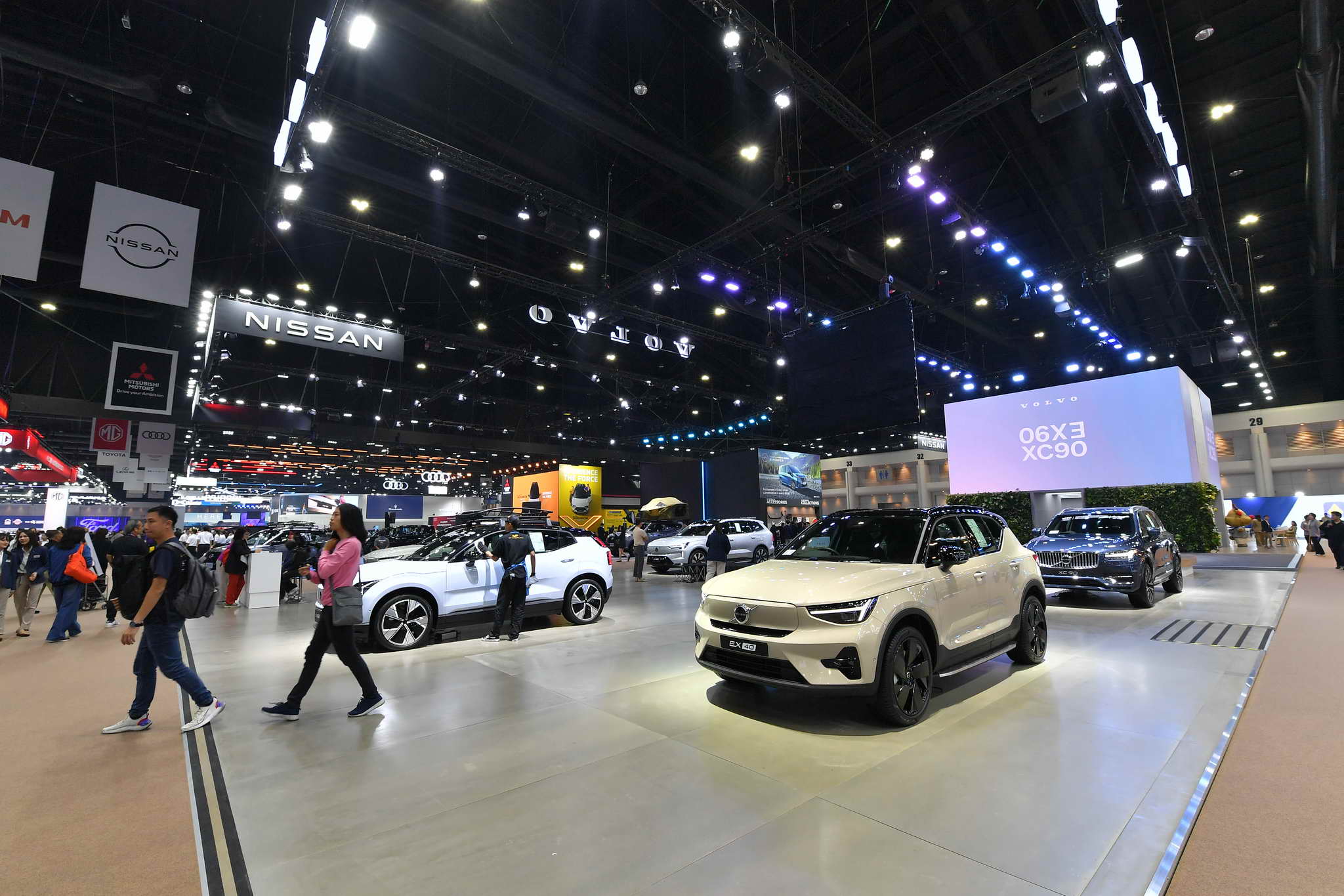 68_03_24 Volvo by two-1