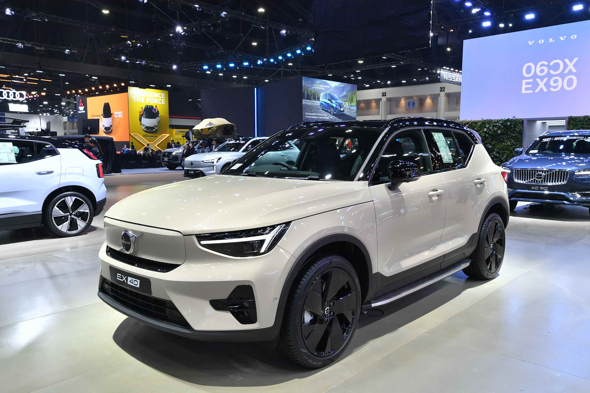 68_03_24 Volvo by two-4