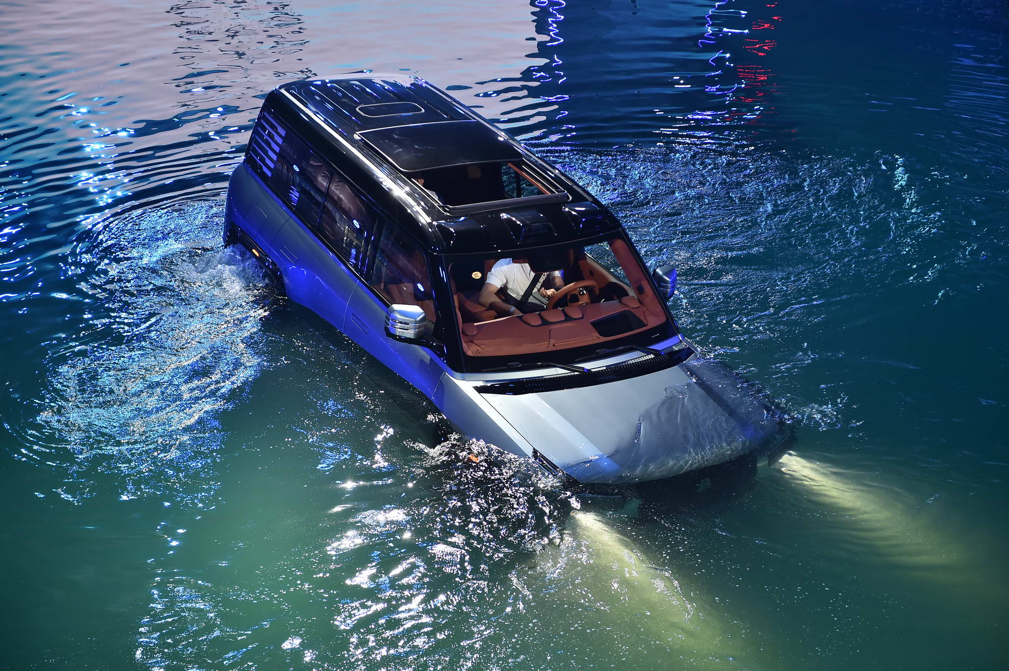 68_03_25 BYD LAB Hall 5 by Pote-46