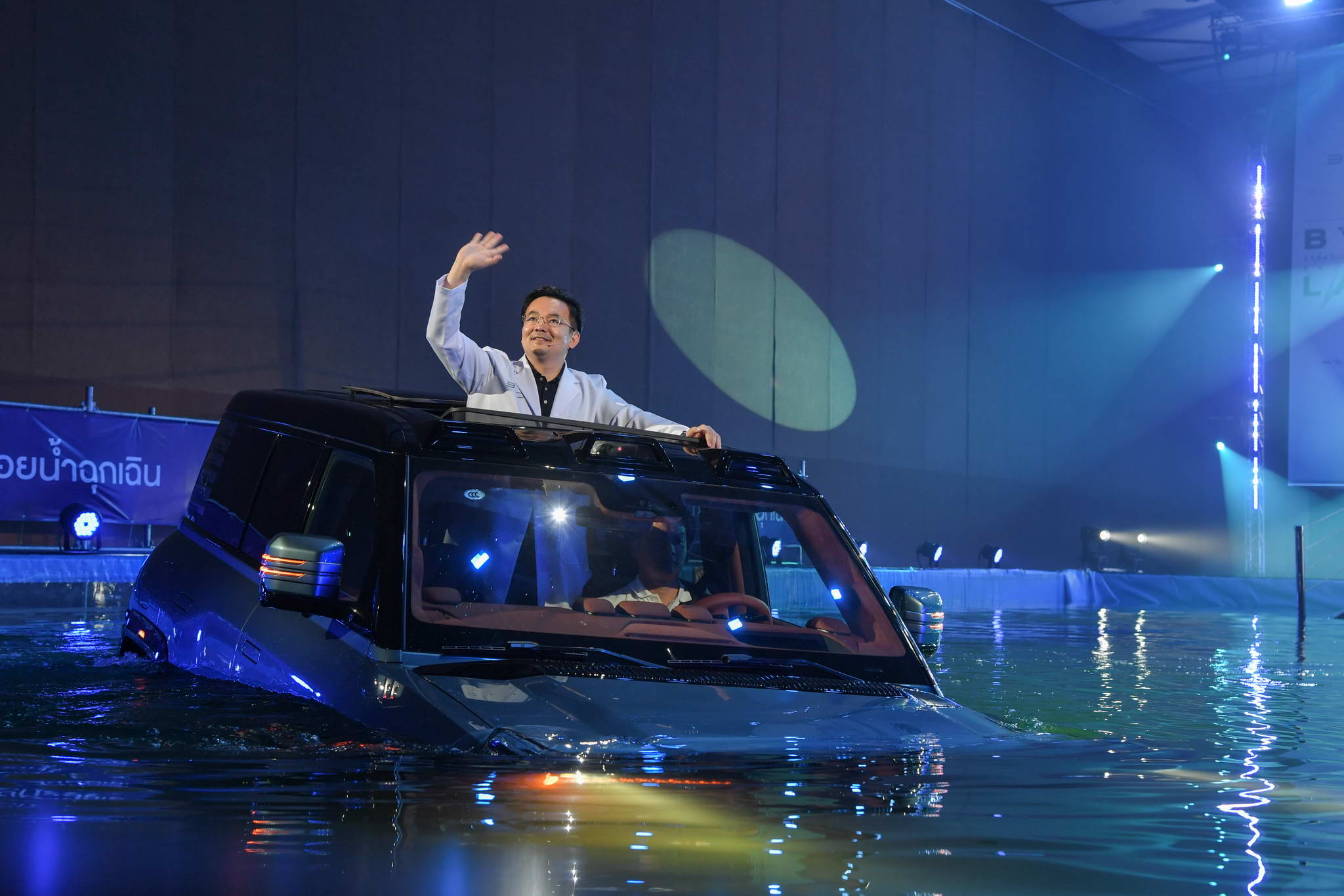 68_03_25 BYD LAB Hall 5 by golf-12