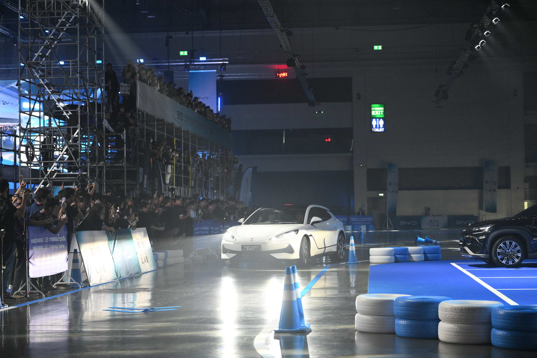 68_03_25 BYD Lab by Kwang-44