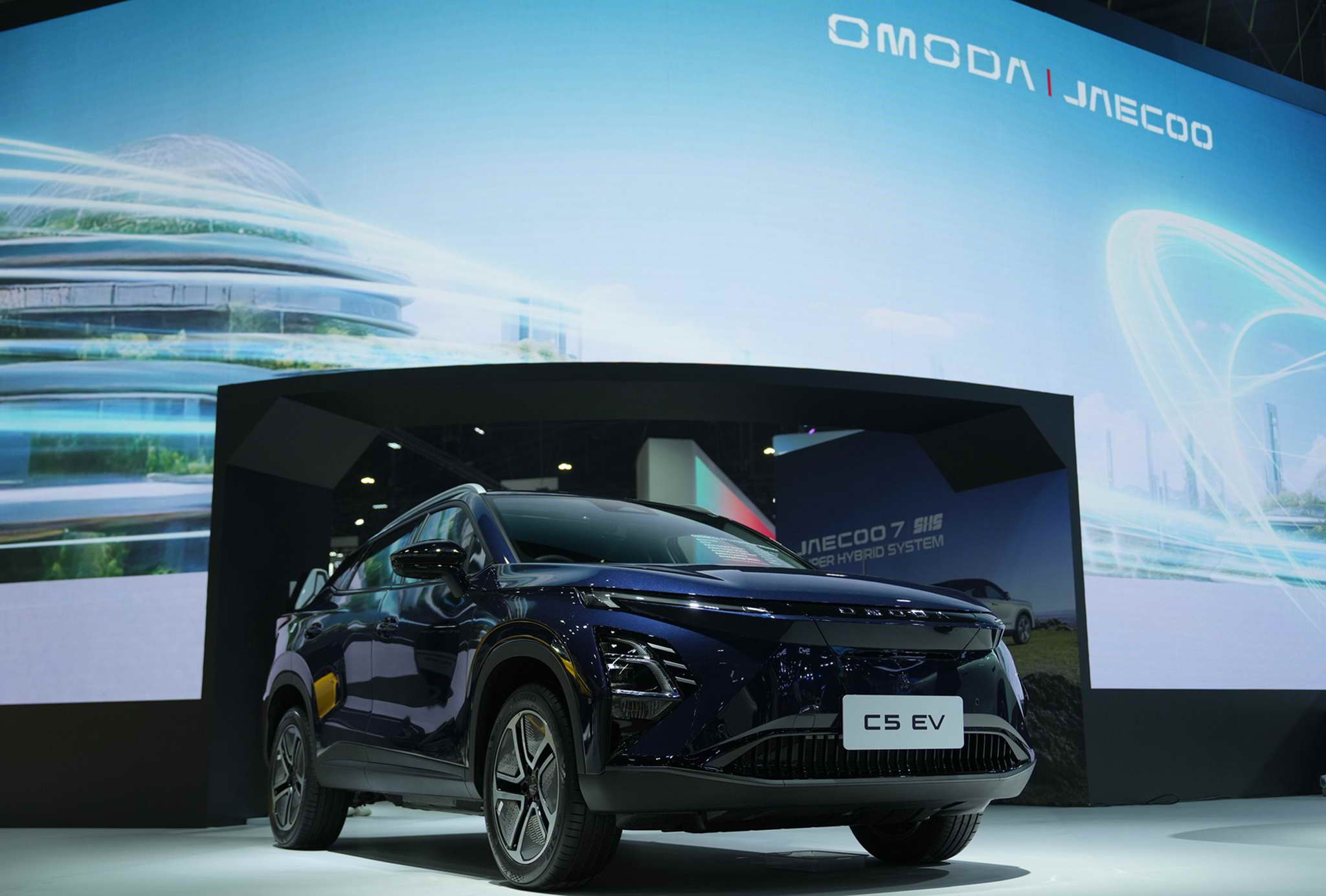 OMODA C5 EV (3)