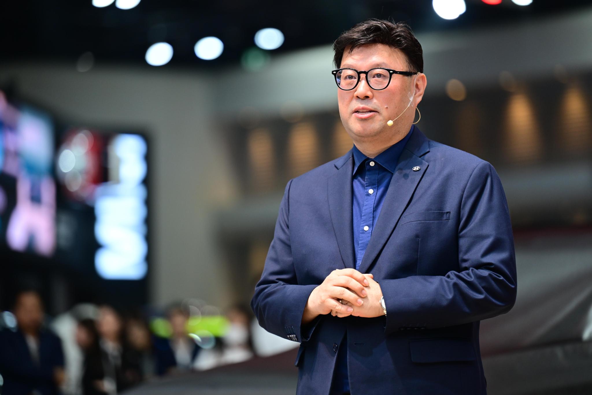 นายเจ กิว จอง ประธานเจ้าหน้าที่บริหาร บริษัท ฮุนได โมบิลิตี้ (ประเทศไทย)_1