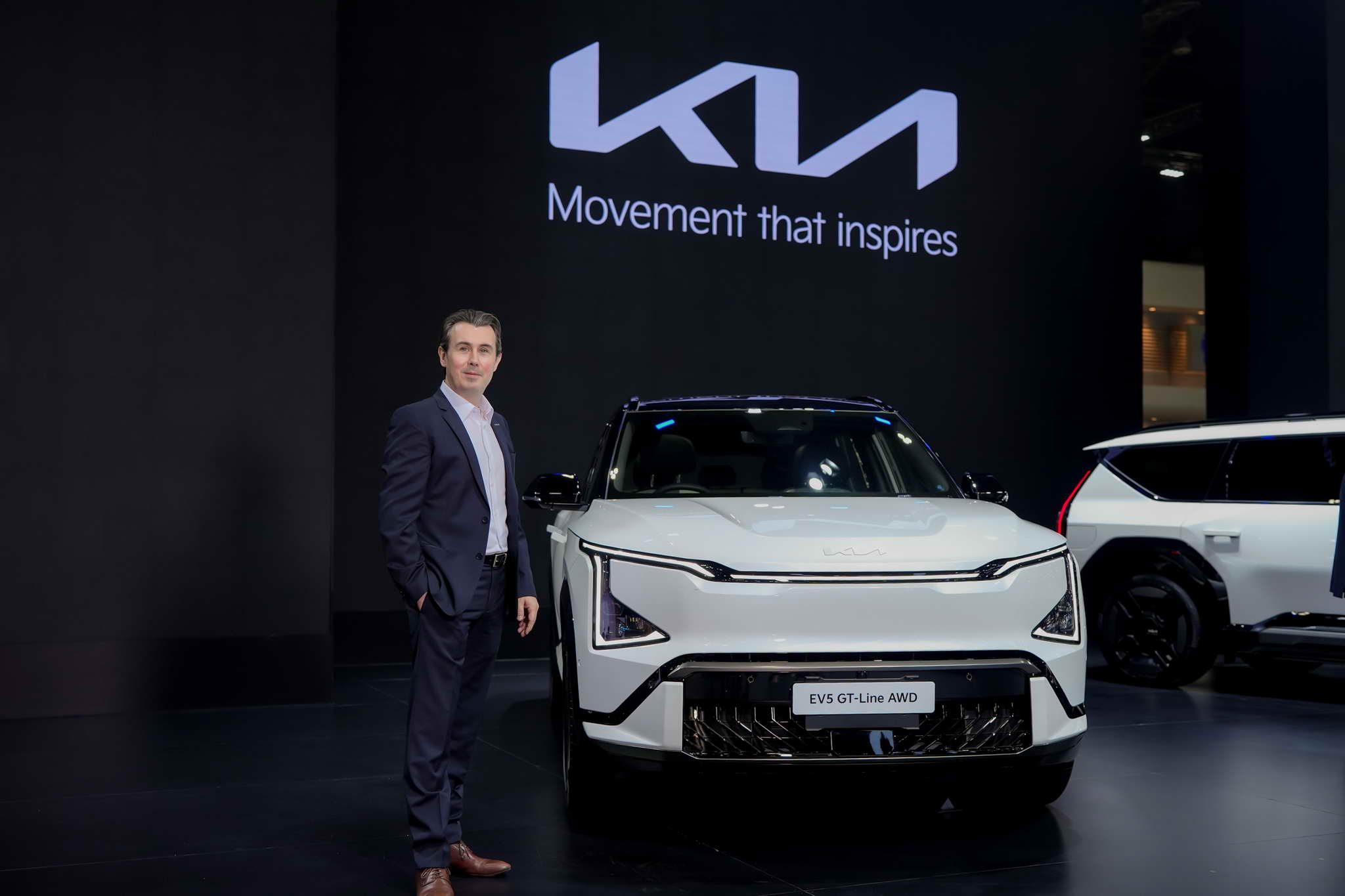 นายฌ็อง–ดาวิด คริสติญอง อาเรล รองประธานฝ่ายผลิตภัณฑ์และการตลาด (1)