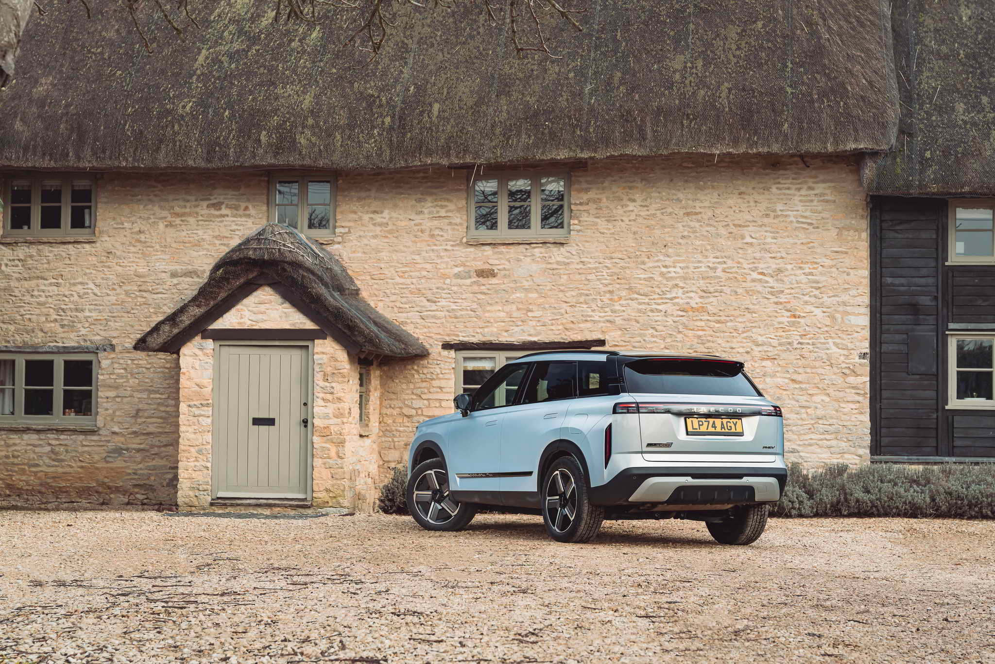 2.-JAECOO-7-SHS-rear