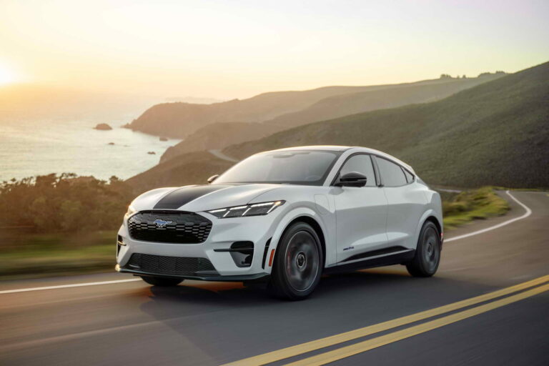 2026 Mustang Mach-E GT California Special_01