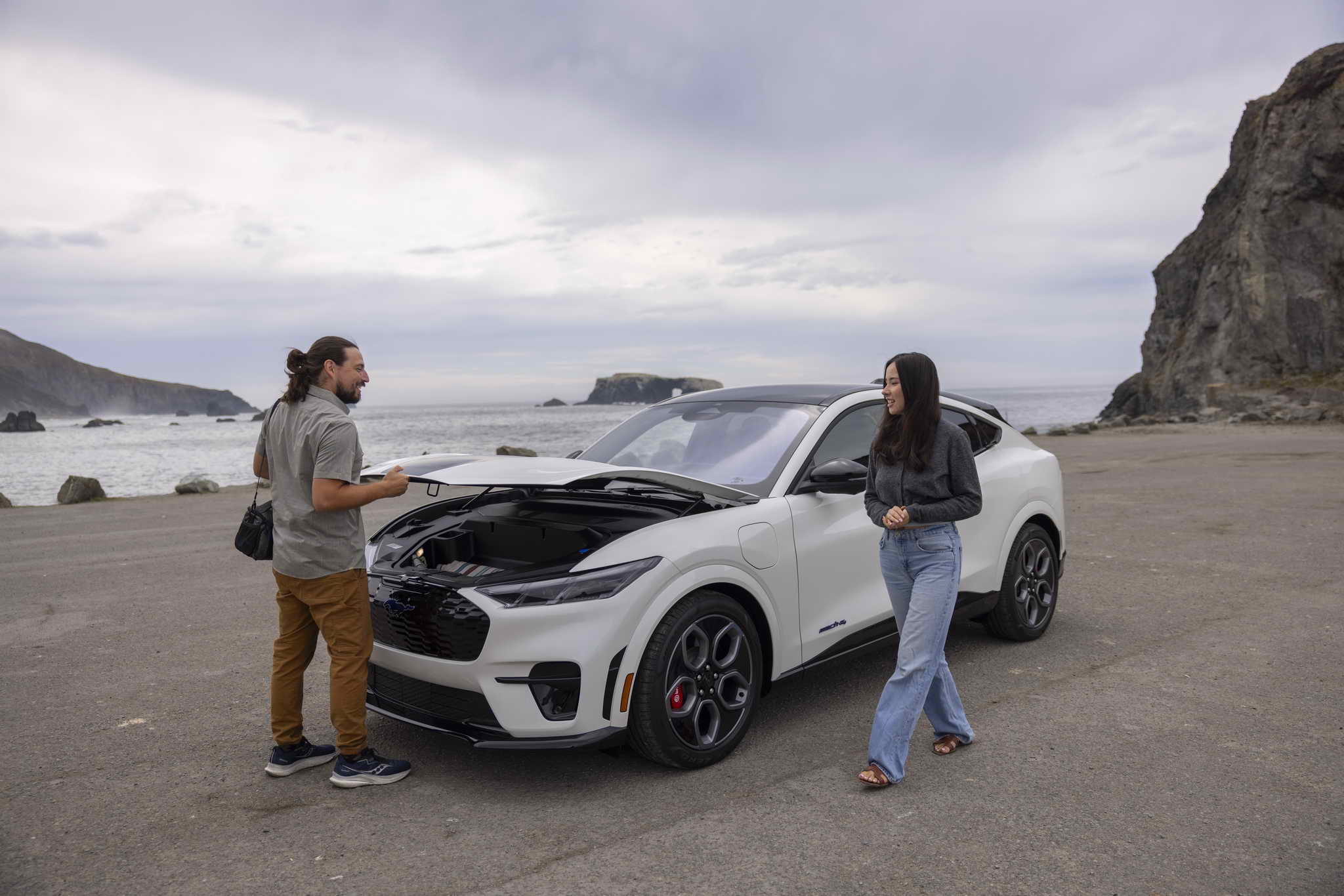 2026 Mustang Mach-E GT California Special_27