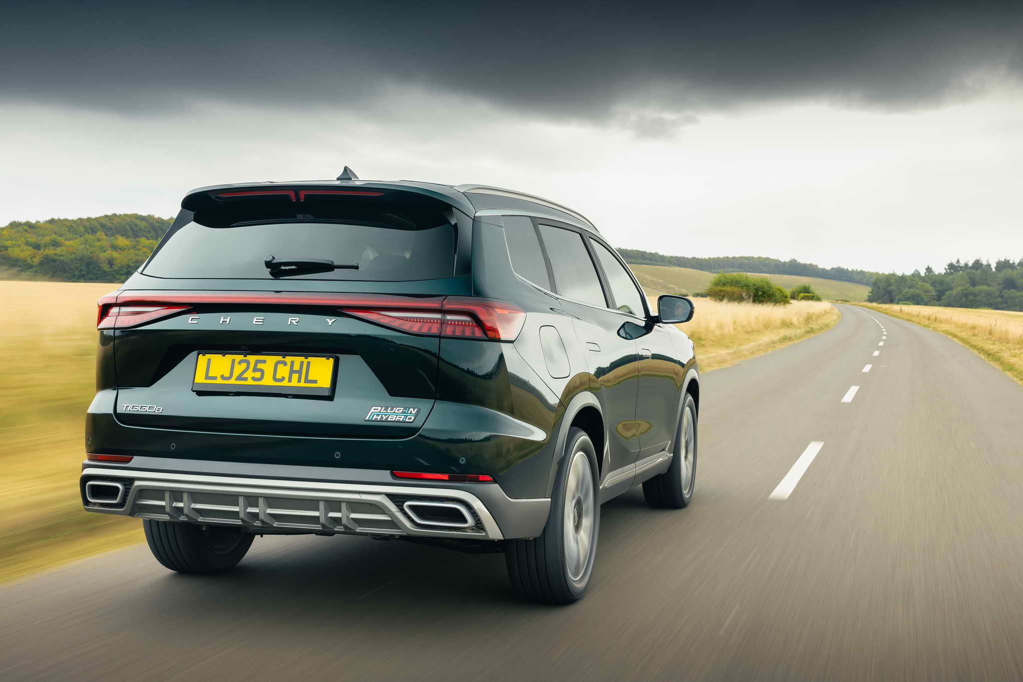 6.-CHERY-TIGGO-8-rear