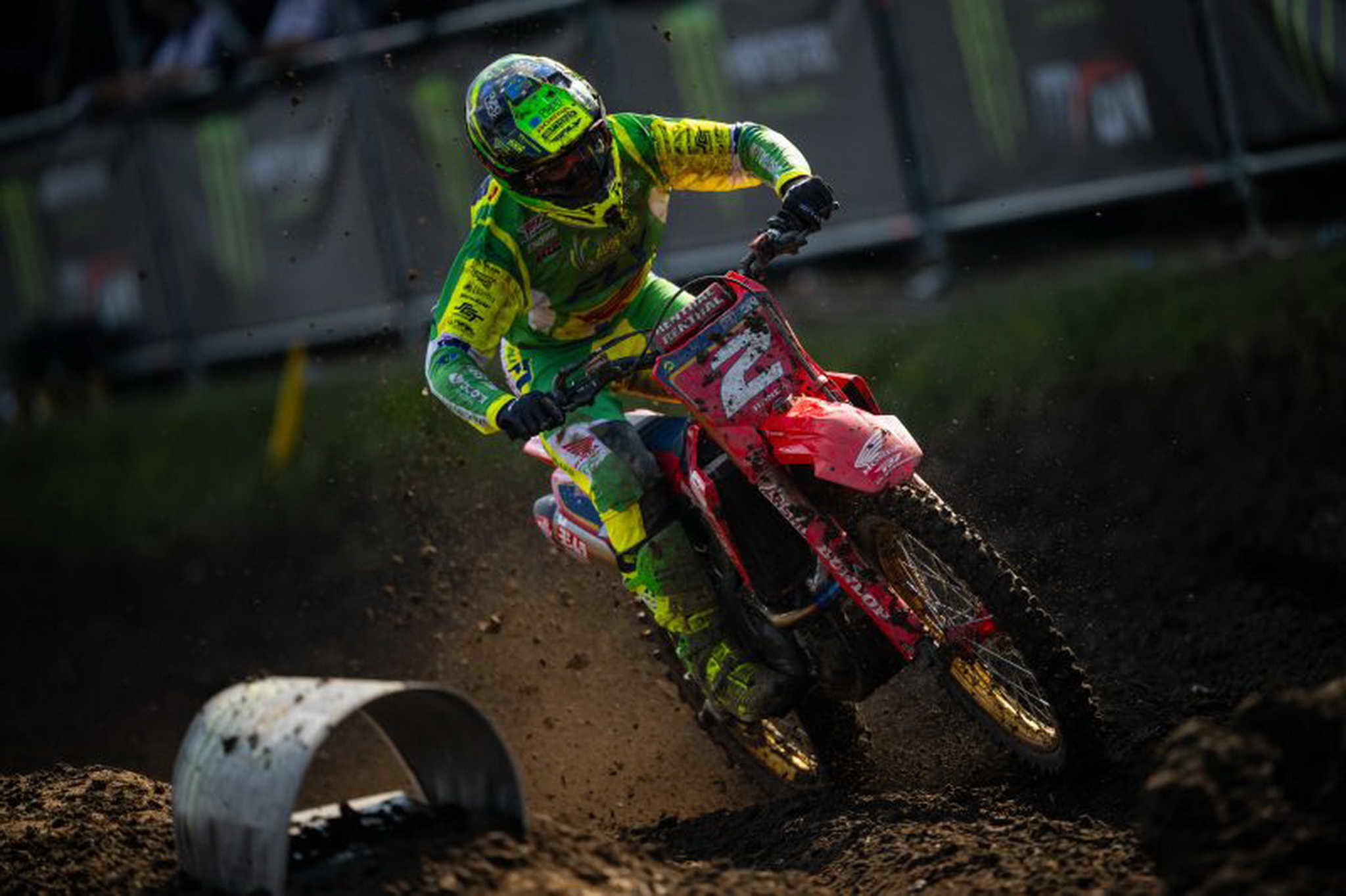 68e3e095950ba2.95094690