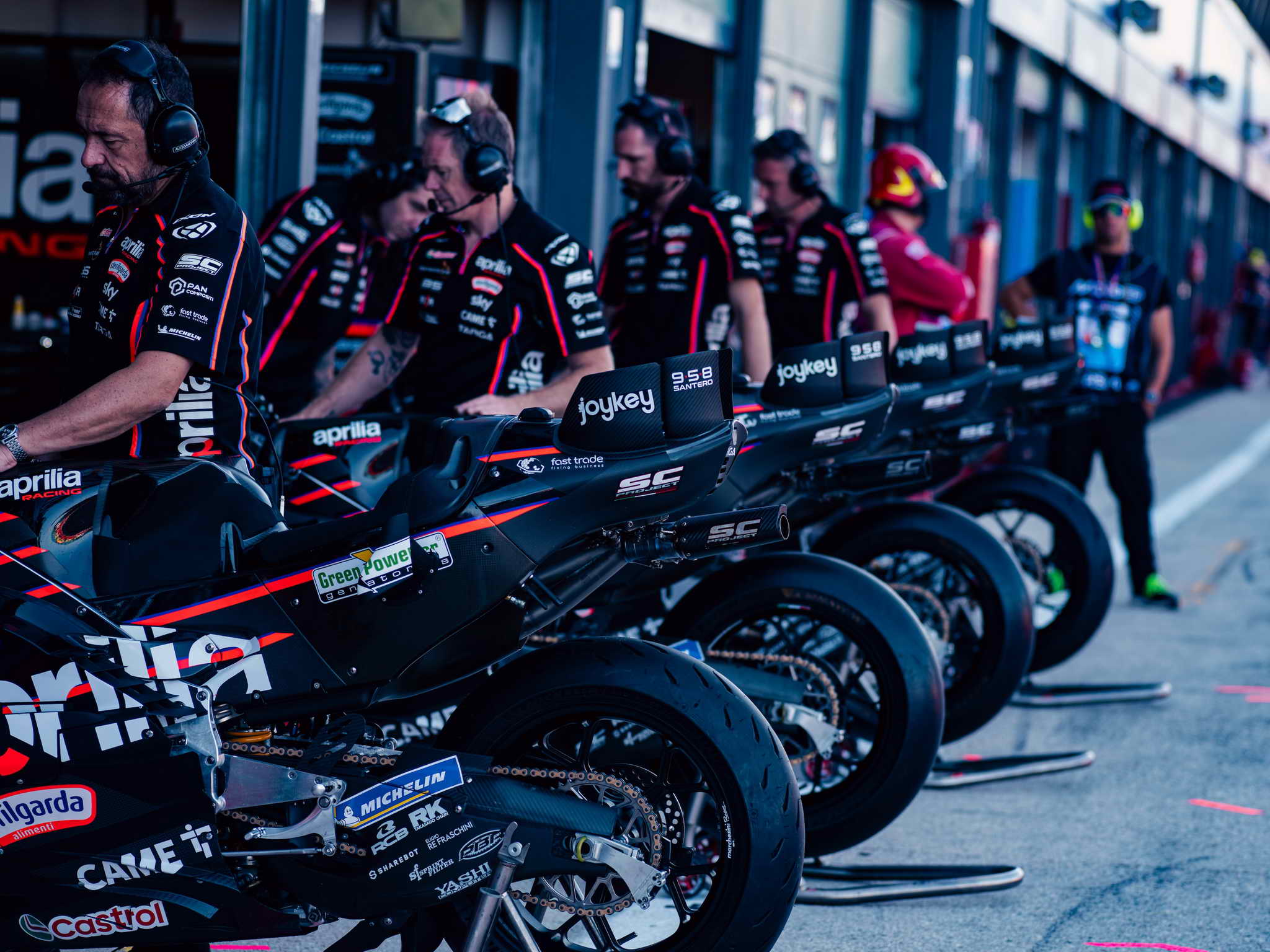 ApriliaRacing_SCProject_03